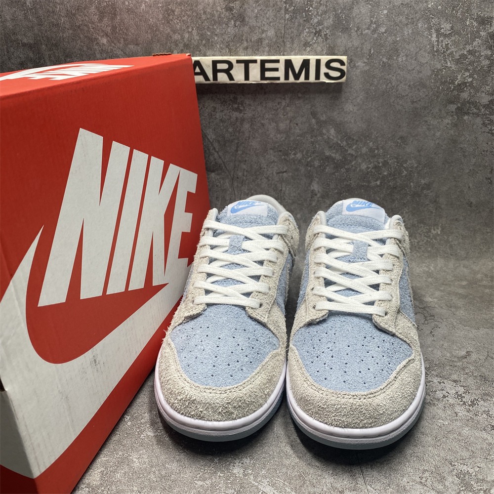 NIKE WMNS DUNK LOW