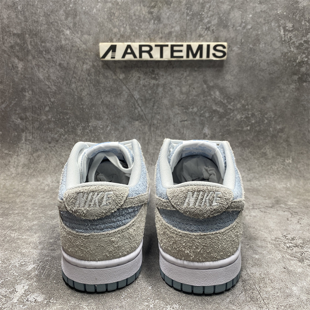 NIKE WMNS DUNK LOW