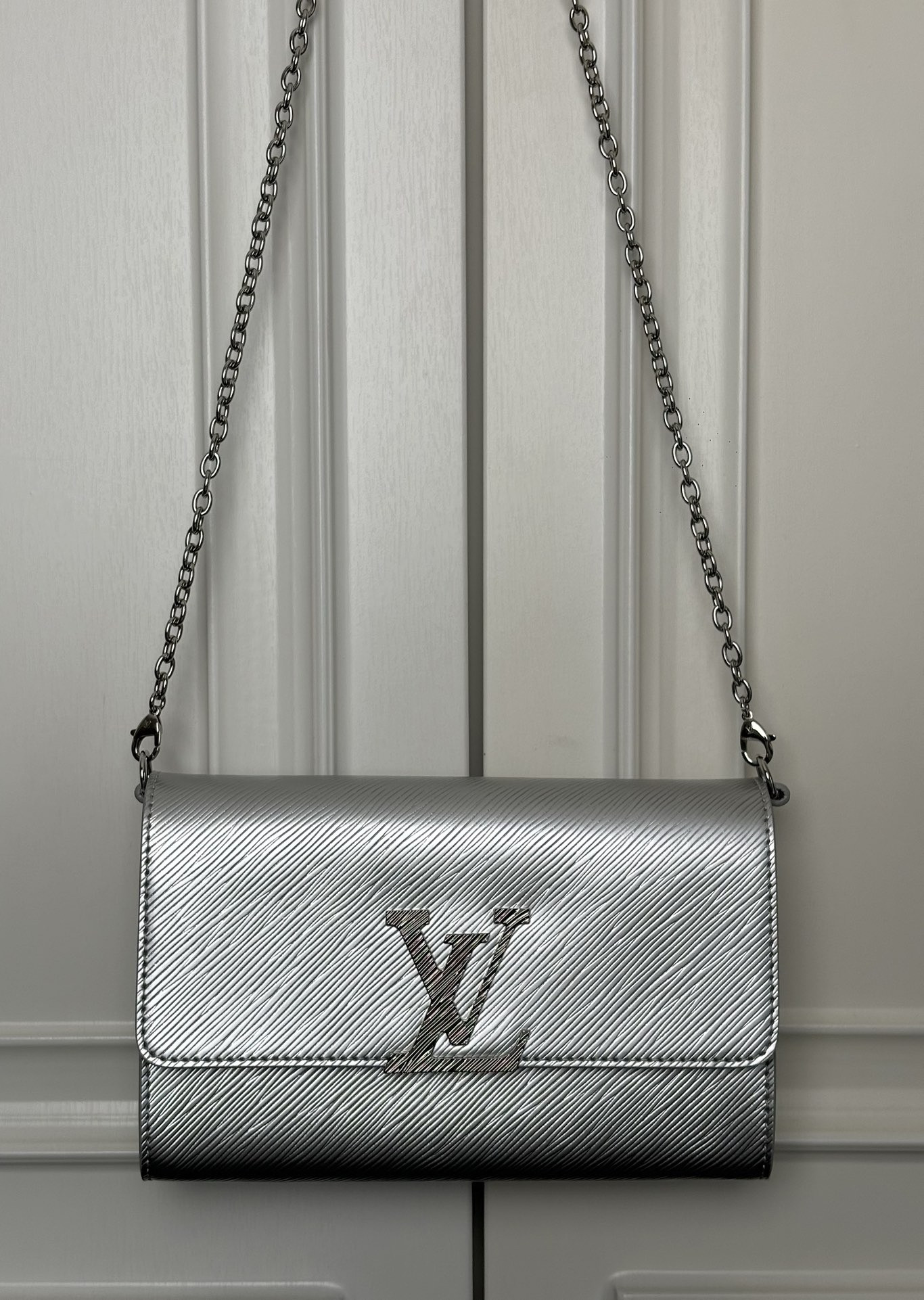 LV M237 22x14x5cm