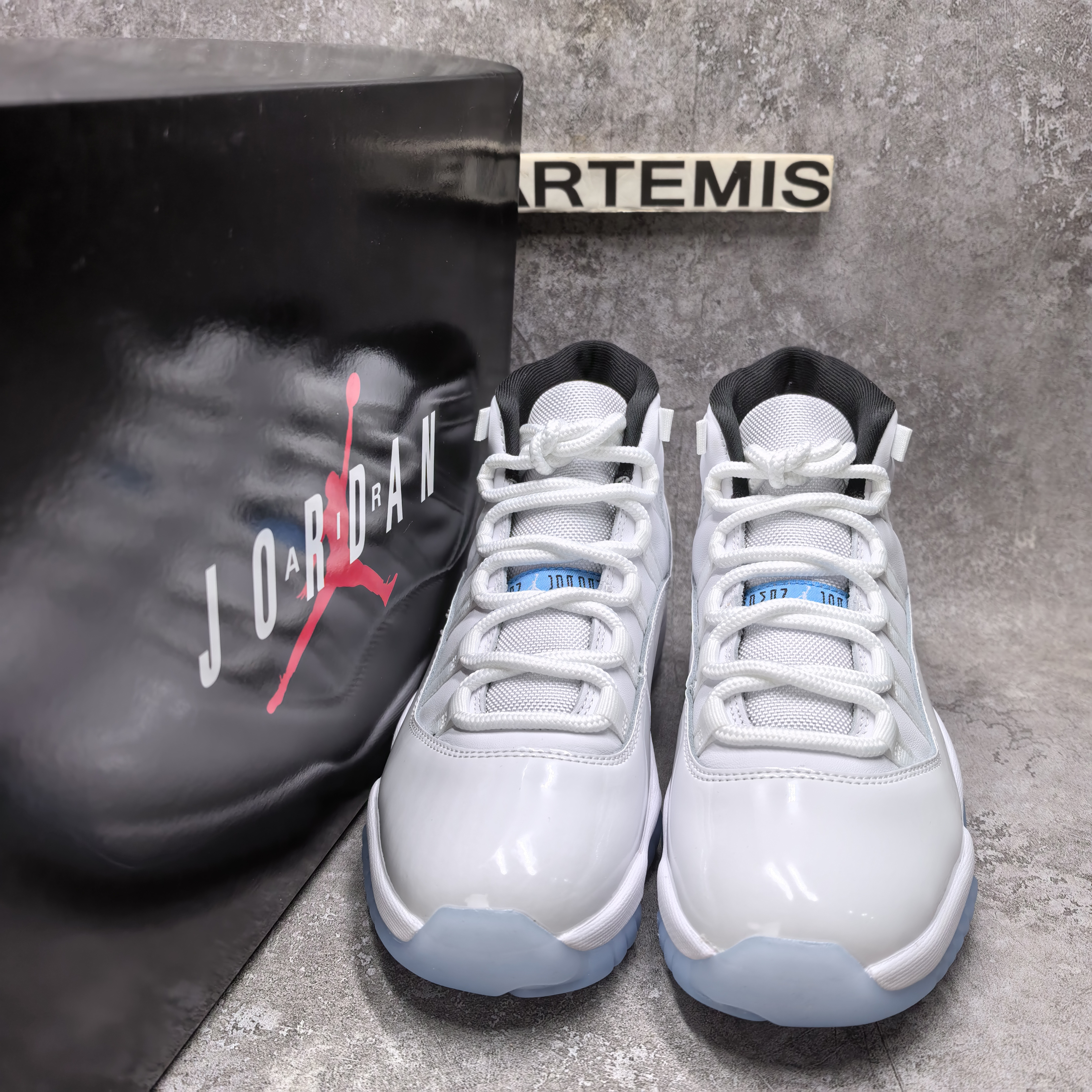 UA Jordan 11 Retro