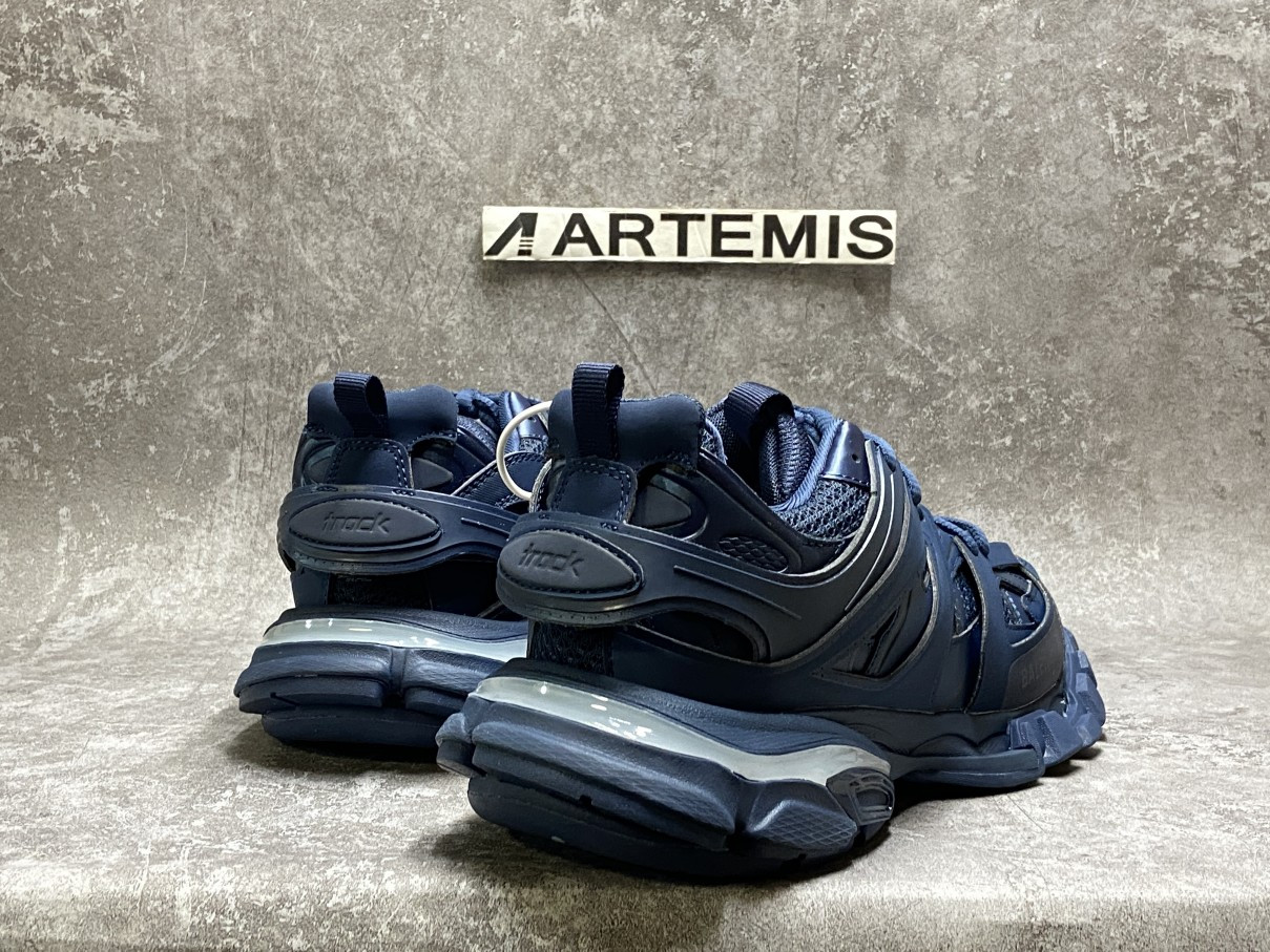 Balenciga Track Blue Pearl With Led Light