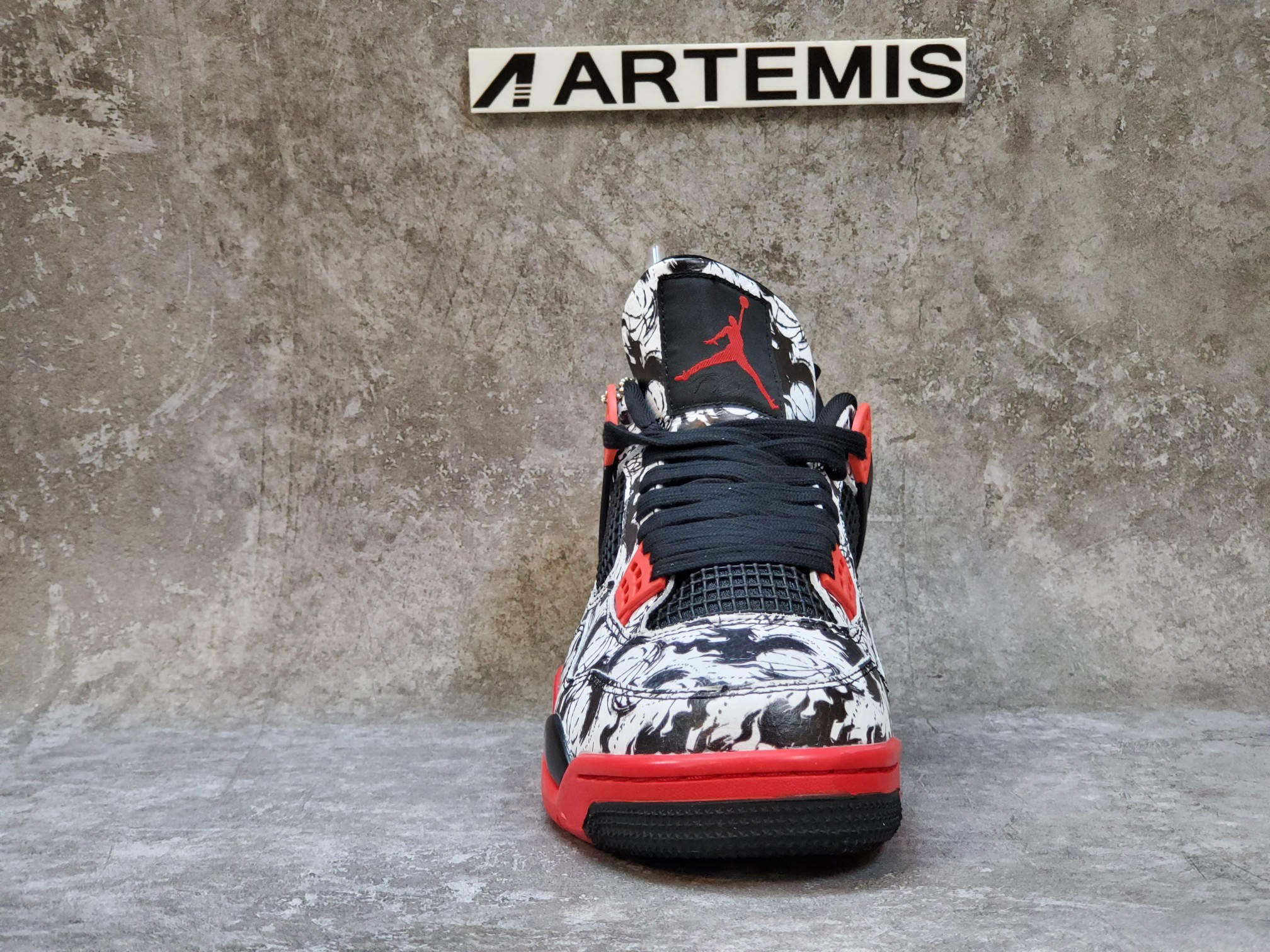 Air Jordan 4 Retro