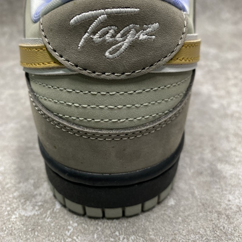 Nike SB Dunk Low