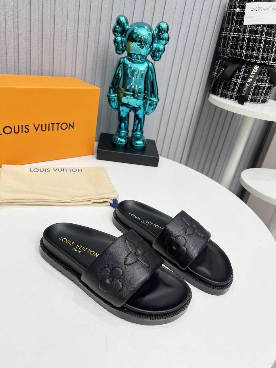 UA LV Shore Flat Comfort Mule