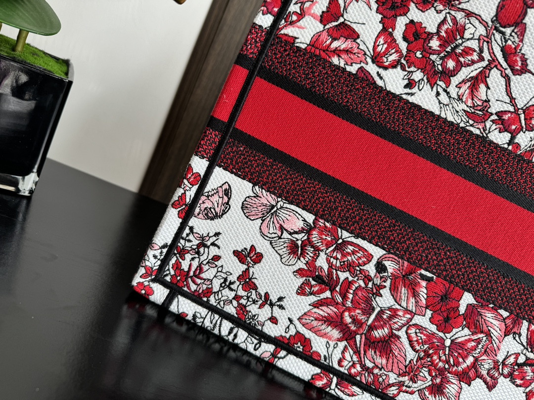 medium D*or book tote white and red le cœur des papillons embroidery 14 x 11 x 6.5 inches