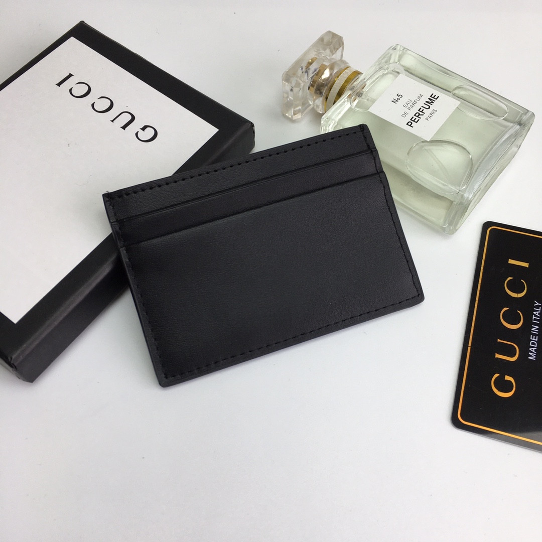 G*u*i gg card case wallet