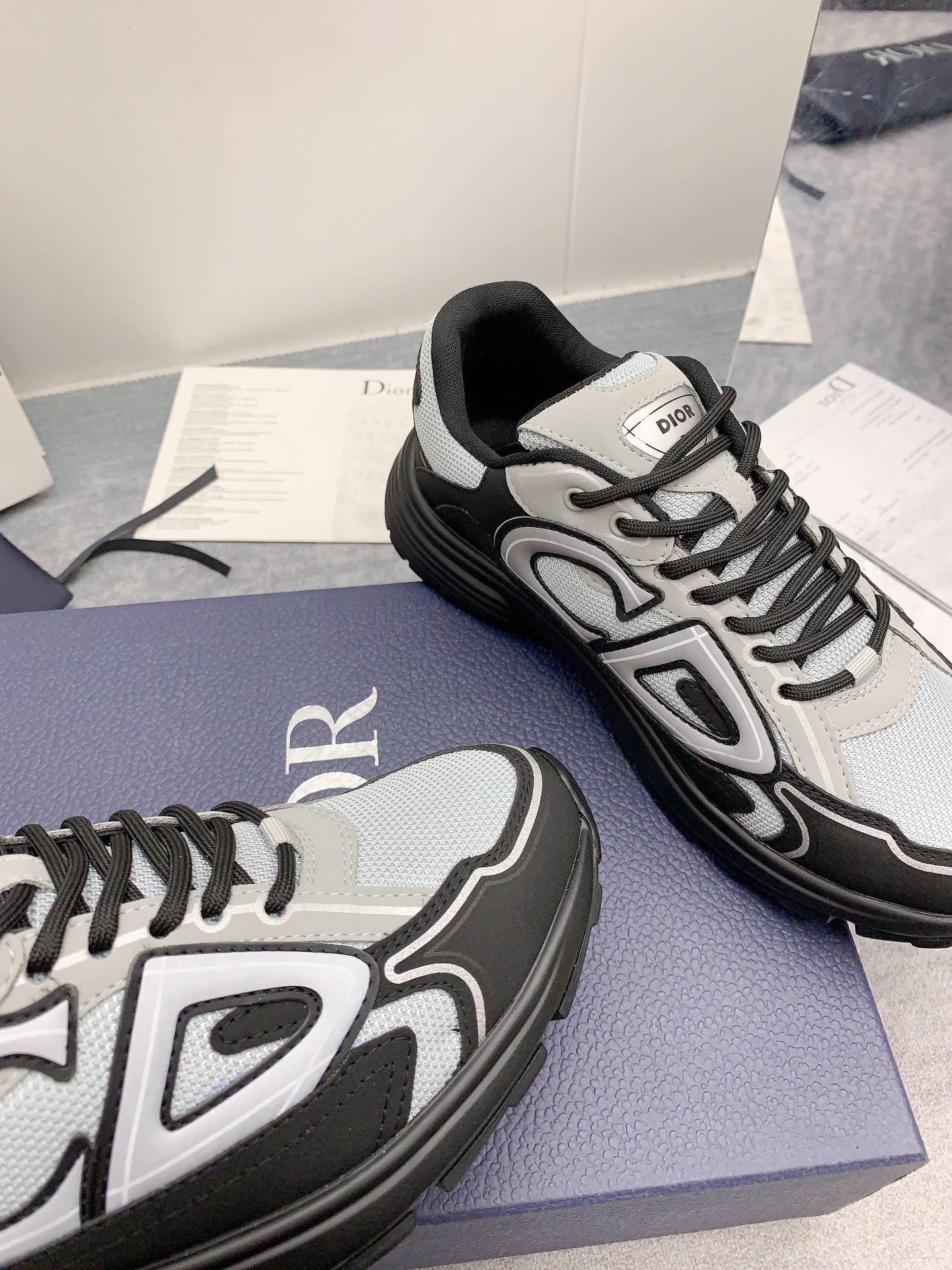 ua D*or b30 sneaker