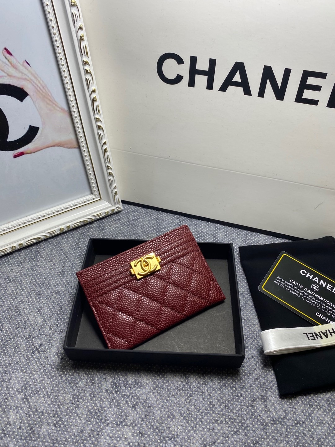 Ch*el card holder 10cm