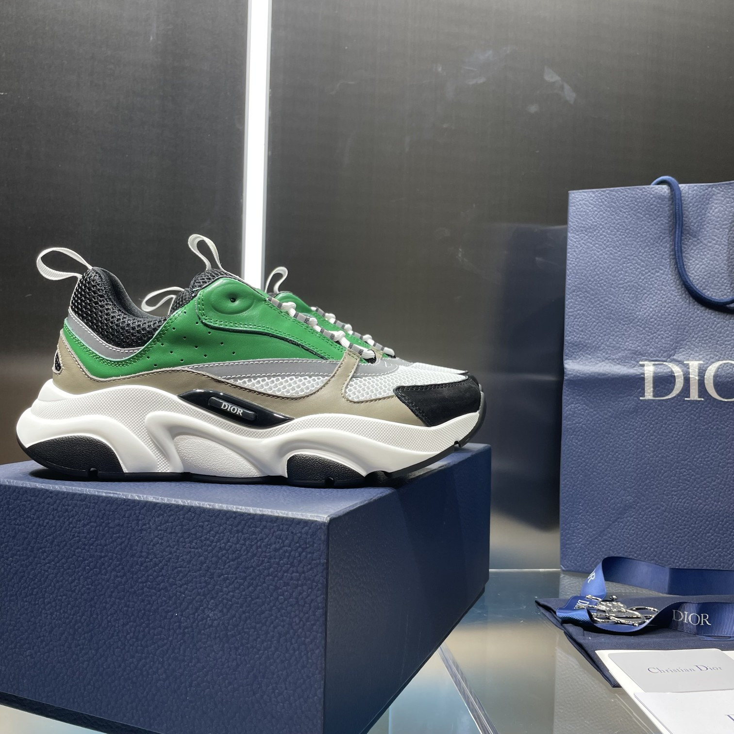 ua D*or b22 green sneaker