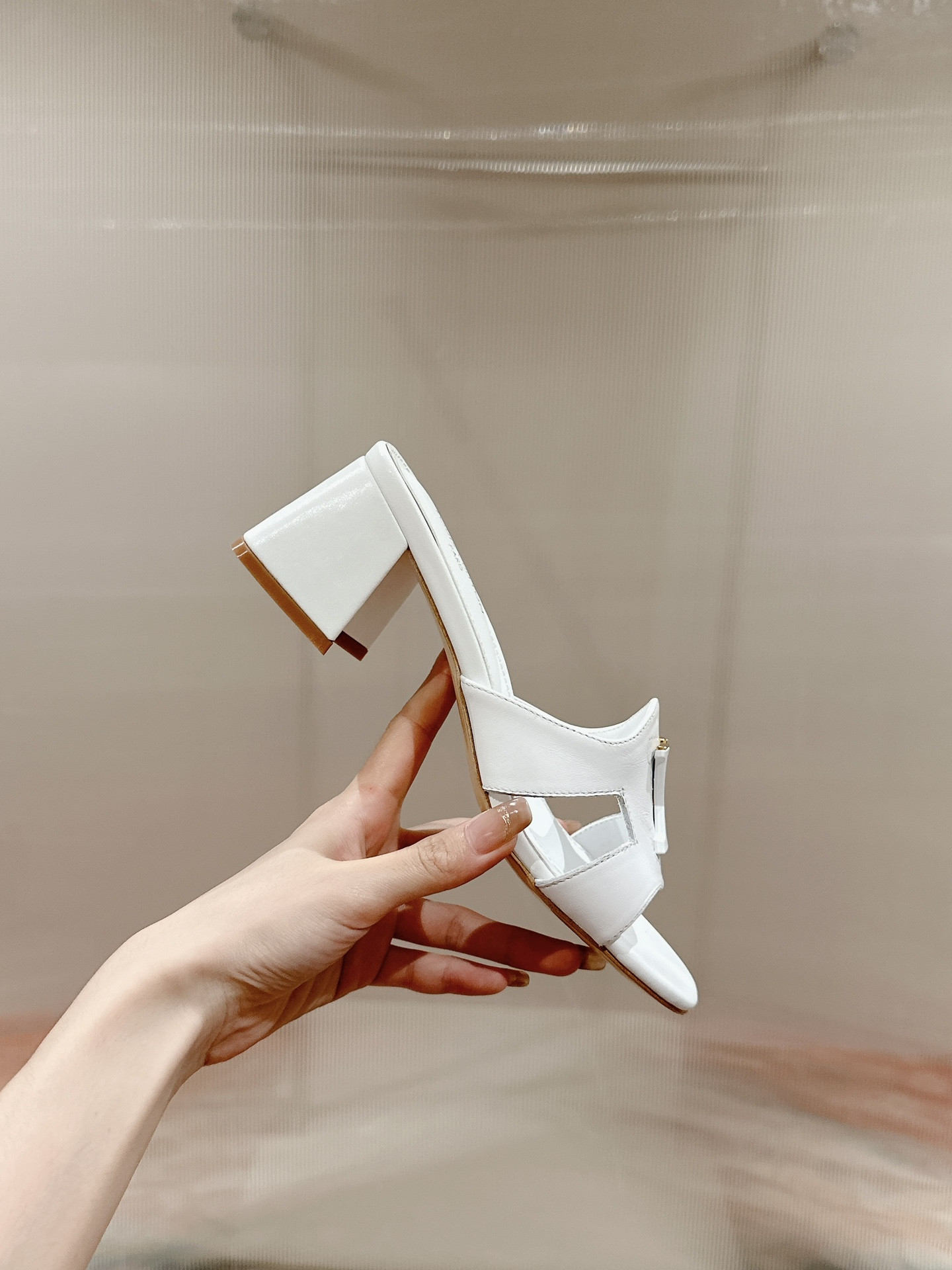 UA LV Heeled Mule