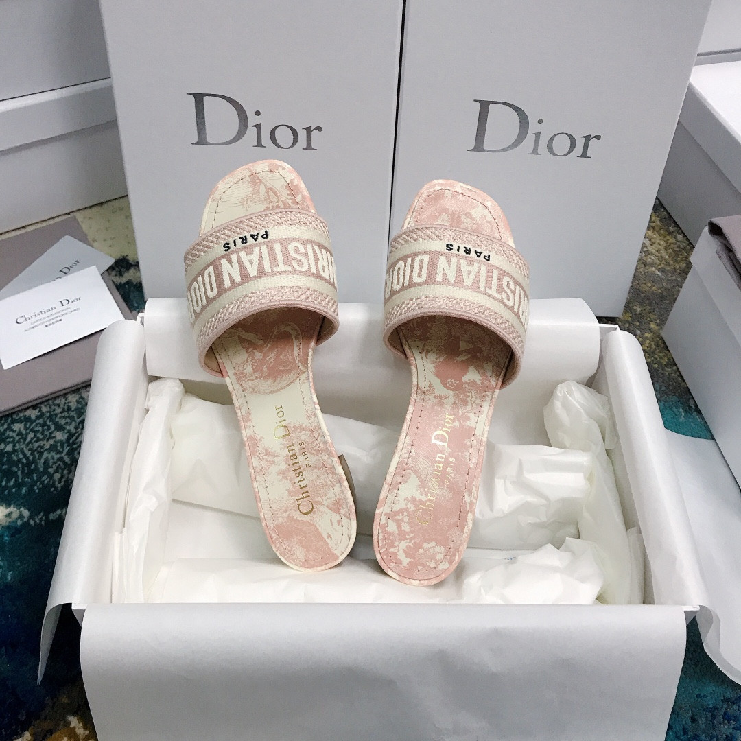 ua D*or dway heeled slide
