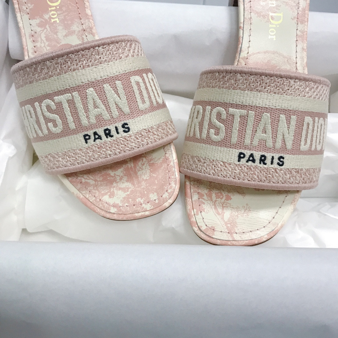 ua D*or dway heeled slide