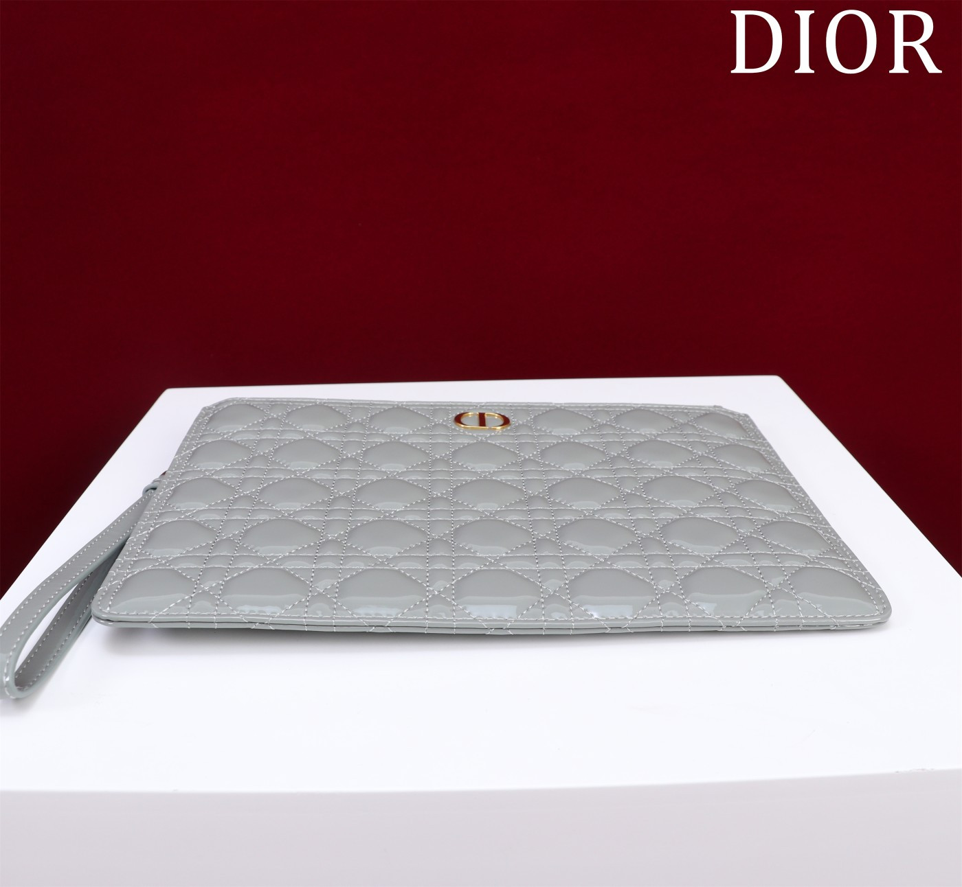 large D*or caro daily pouch 30 x 21.5 cm