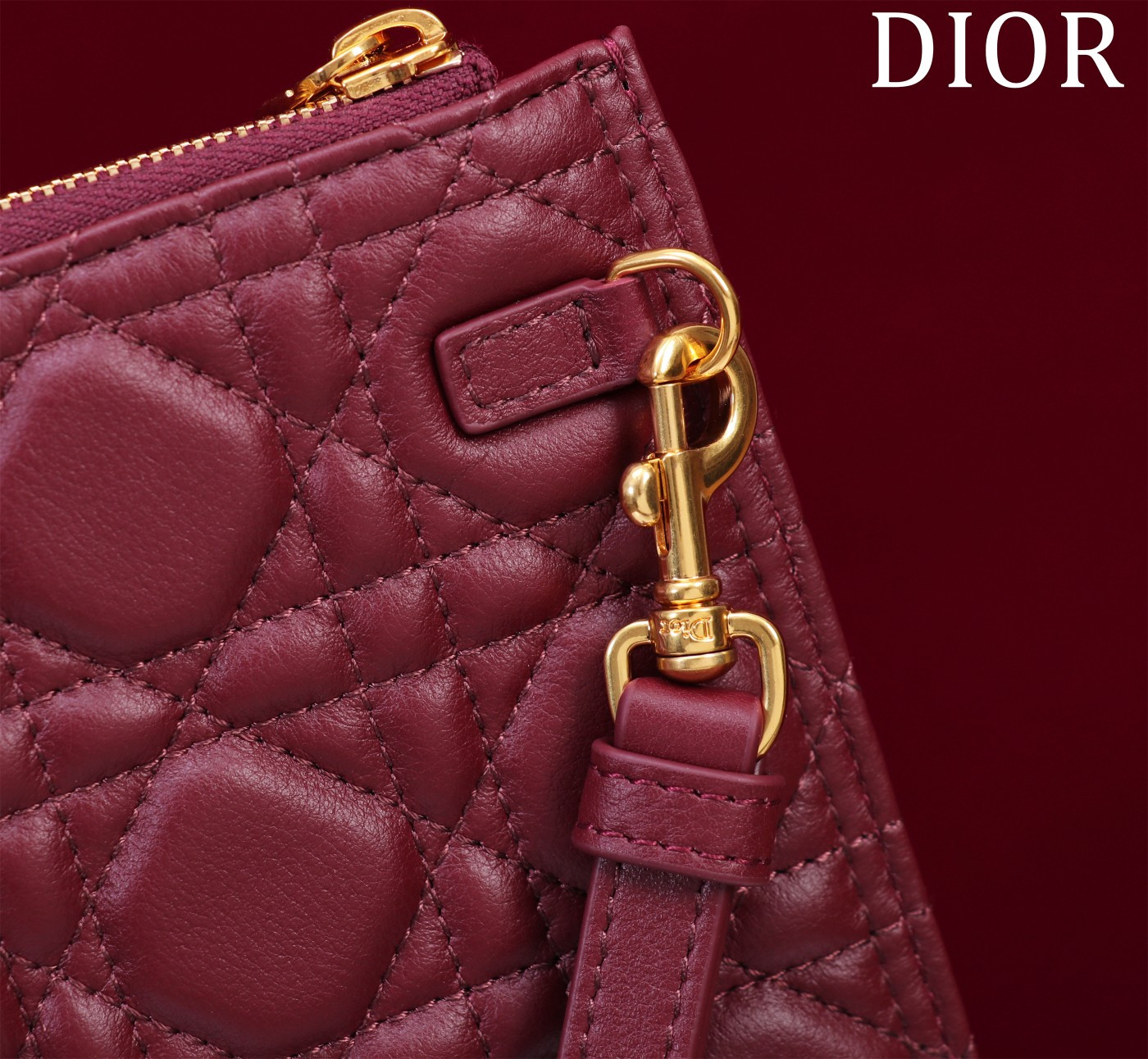 large D*or caro daily pouch 30 x 21.5 cm