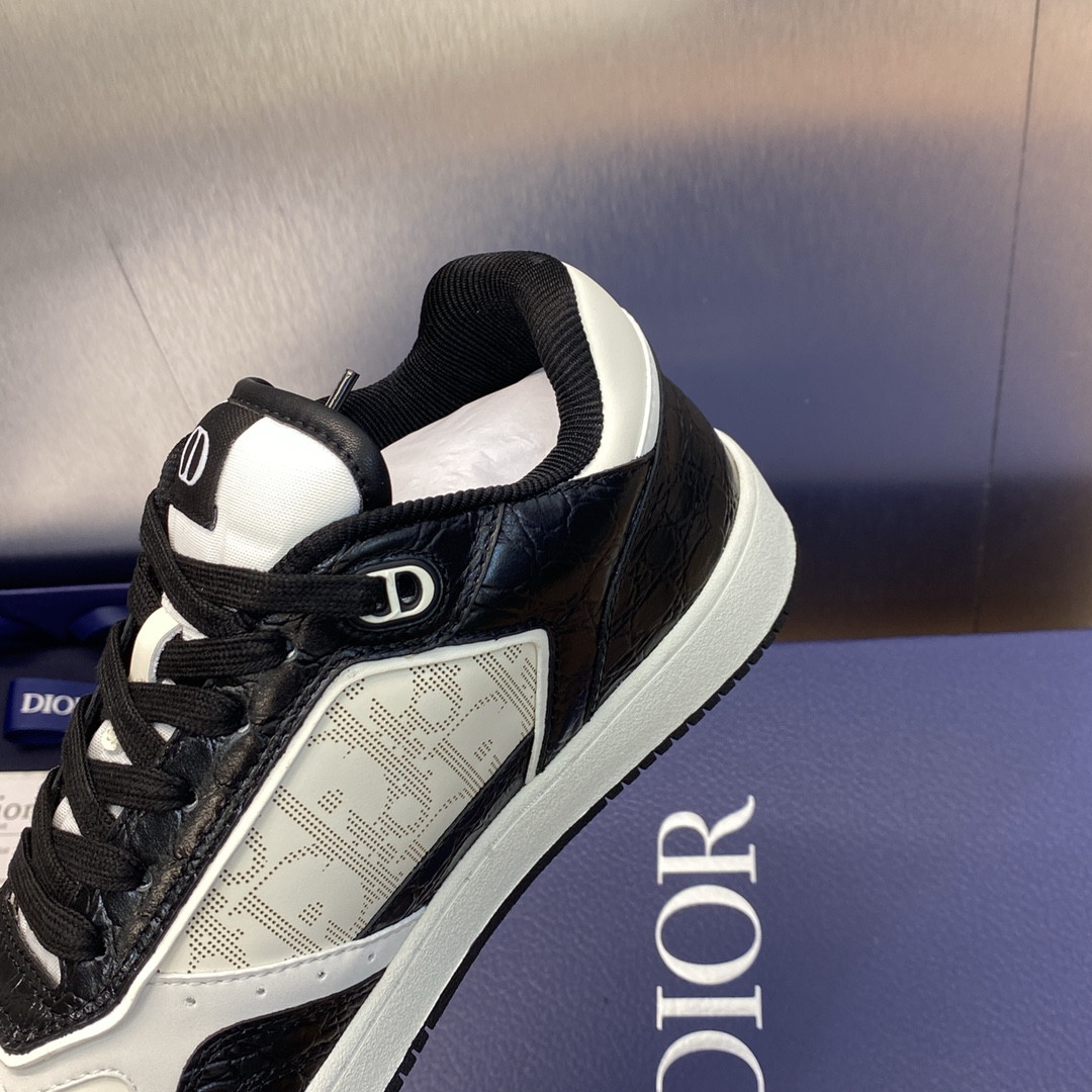 ua D*or b27 sneaker