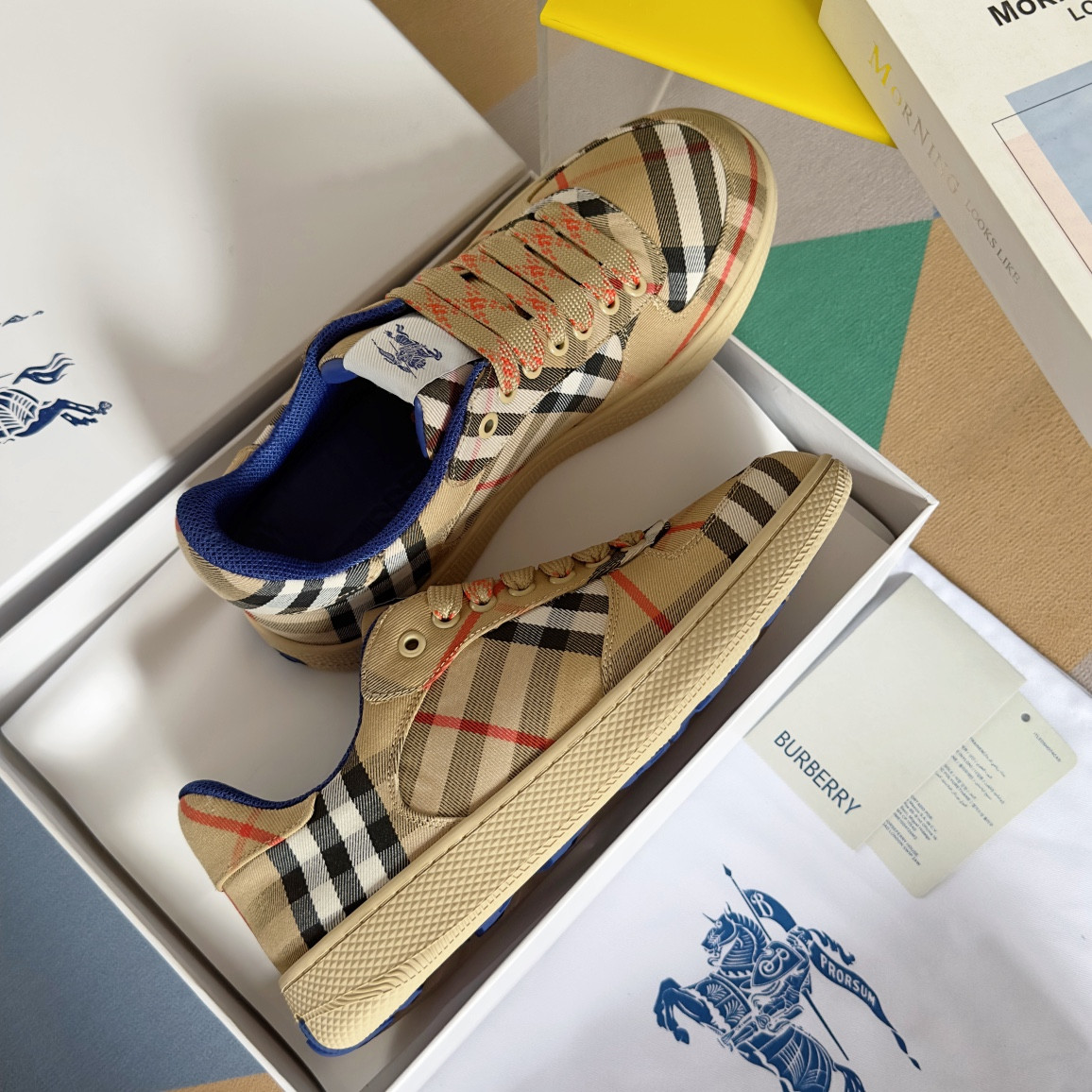 ua B**rry check terrace sneakers