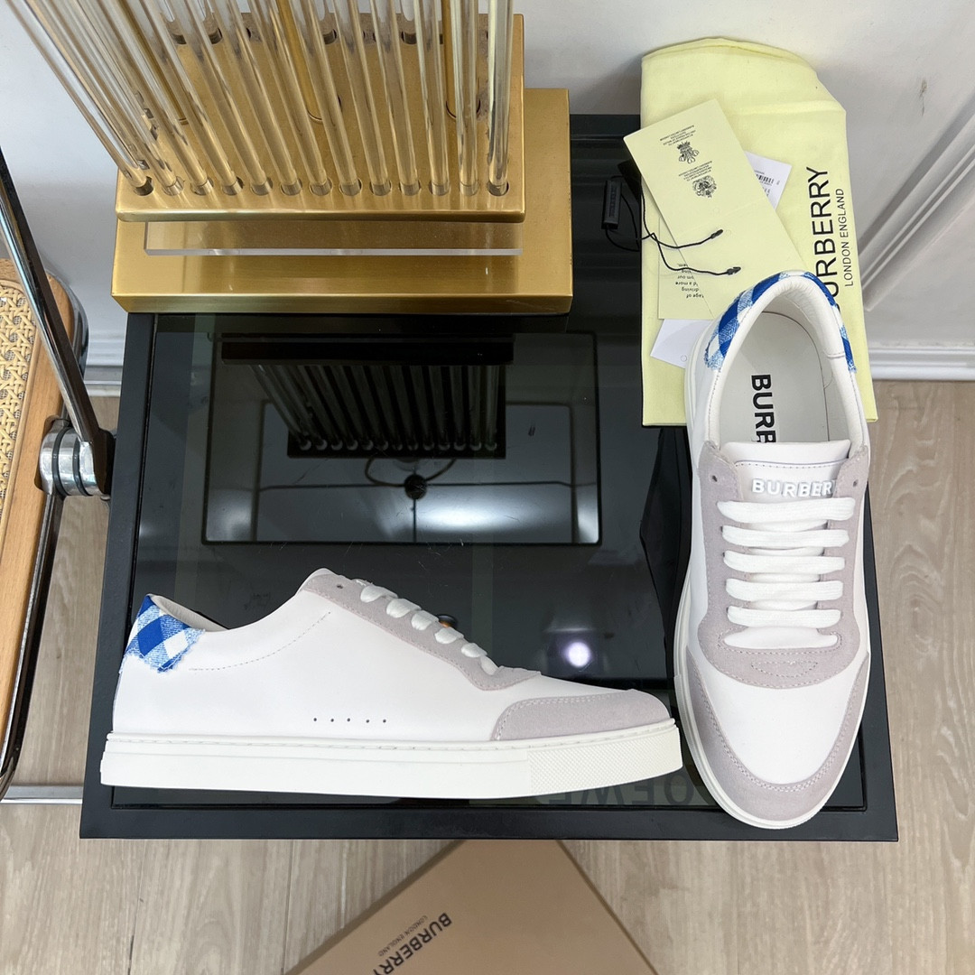 ua B**rry sneakers