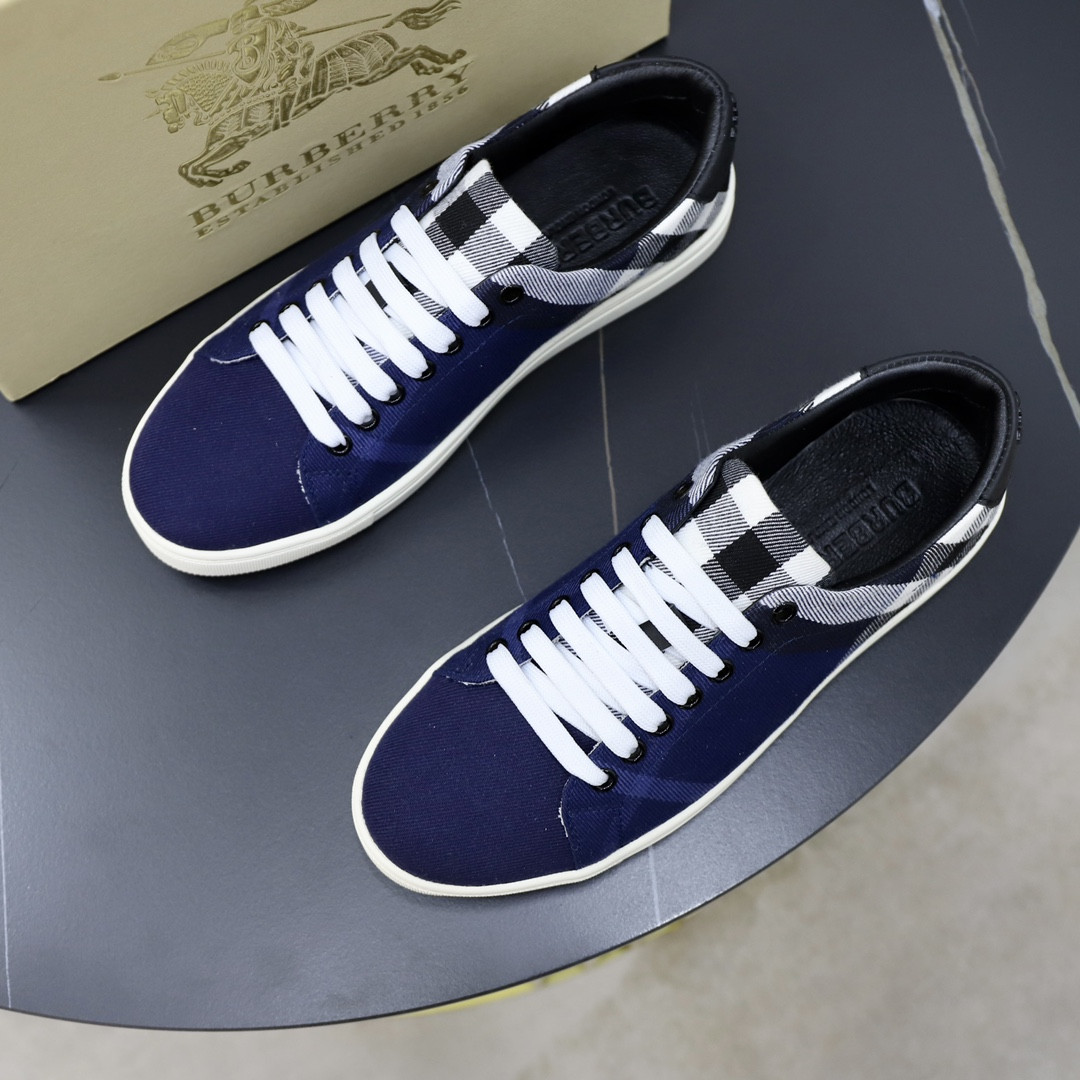 ua B**rry sneakers