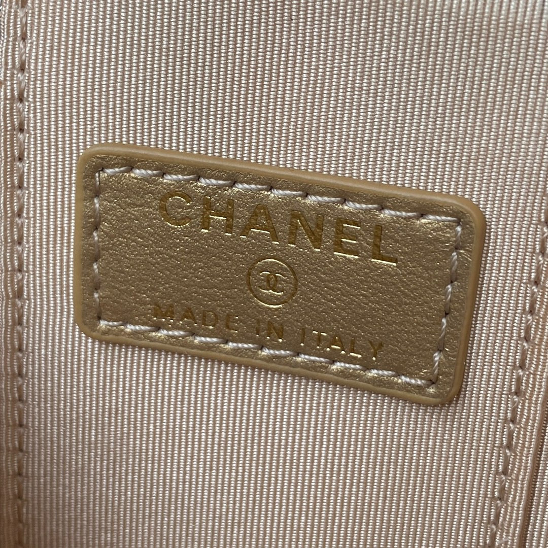 Ch*el mini box bag