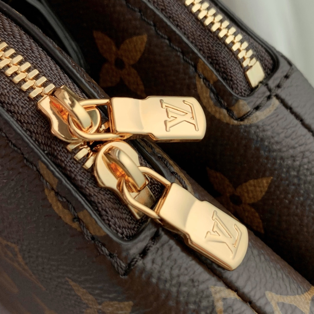 LV Be Alma M12996 27x15x7cm