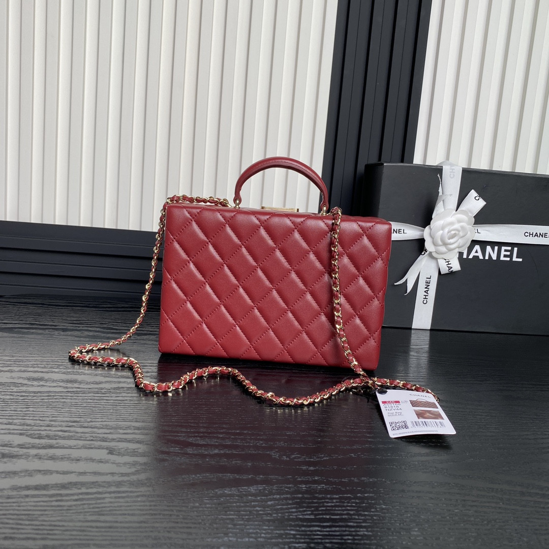 Ch*el box bag 15x22x7.5cm